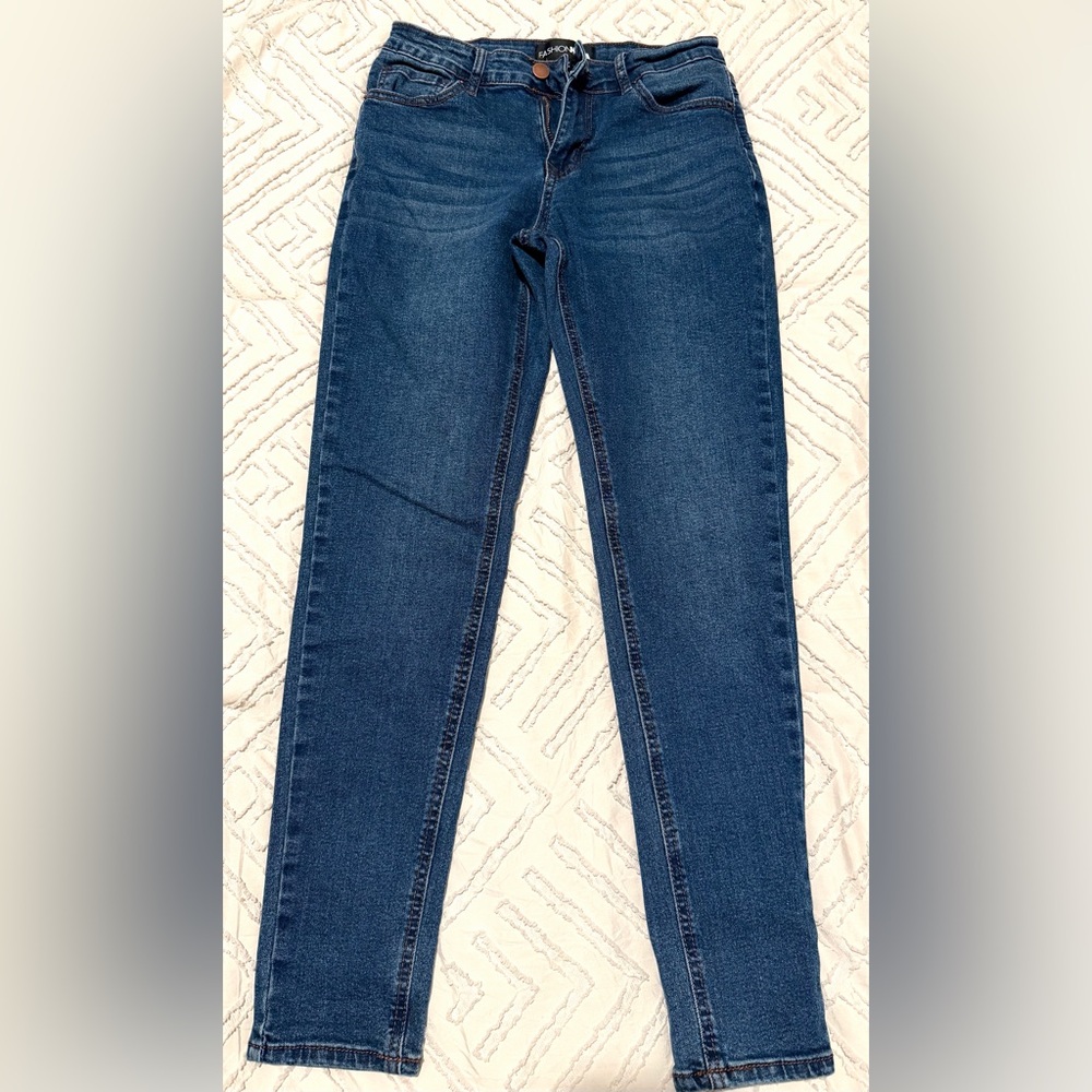 Fashion Nova Skinny Jeans Size 5 Medium Wash Stretch Denim Mid Rise